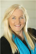 Rosalind Arnold